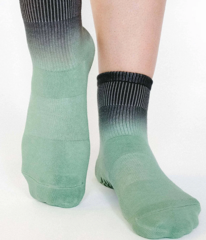 Signature Grip Socks